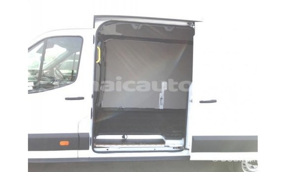 Buy Import Ford Club Wagon White Car in Import - Dubai in Clarendon Buy Import Ford Club Wagon White Car in Import - Dubai in Clarendon