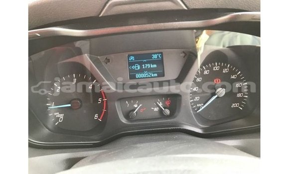 Buy Import Ford Club Wagon White Car in Import - Dubai in Clarendon Buy Import Ford Club Wagon White Car in Import - Dubai in Clarendon