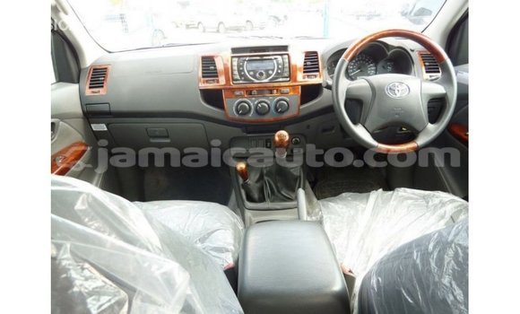 Buy Import Toyota Hilux Other Car in Import - Dubai in Clarendon Buy Import Toyota Hilux Other Car in Import - Dubai in Clarendon
