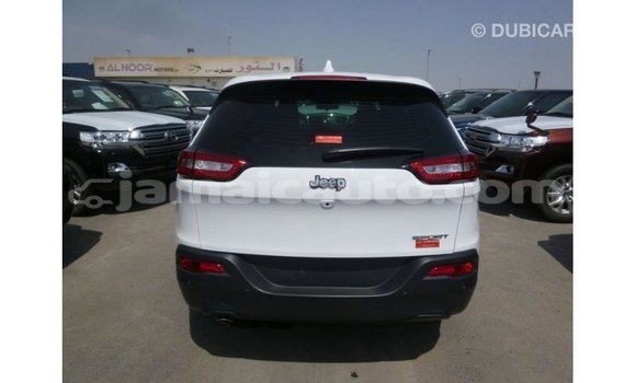 Buy Import Jeep Cherokee White Car in Import - Dubai in Clarendon Buy Import Jeep Cherokee White Car in Import - Dubai in Clarendon