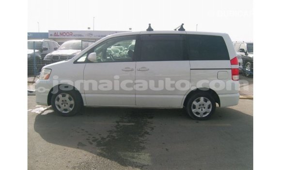 Buy Import Toyota Noah White Car in Import - Dubai in Clarendon Buy Import Toyota Noah White Car in Import - Dubai in Clarendon