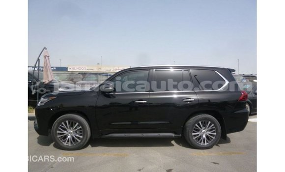 Acheter Import Voiture Lexus LX Noir à Import - Dubai, Clarendon Acheter Import Voiture Lexus LX Noir à Import - Dubai, Clarendon