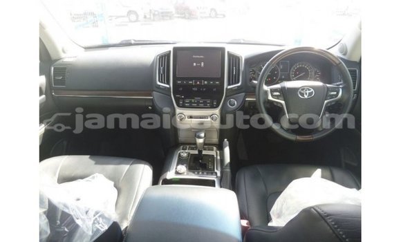 Buy Import Toyota Land Cruiser White Car in Import - Dubai in Clarendon Buy Import Toyota Land Cruiser White Car in Import - Dubai in Clarendon