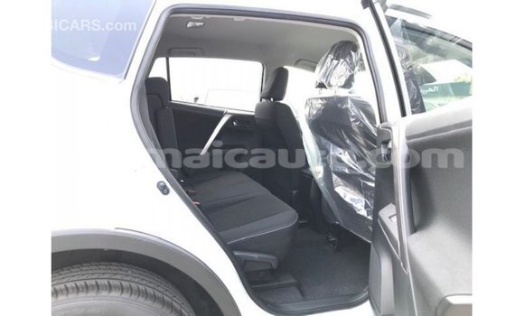 Buy Import Toyota 4Runner White Car in Import - Dubai in Clarendon Buy Import Toyota 4Runner White Car in Import - Dubai in Clarendon