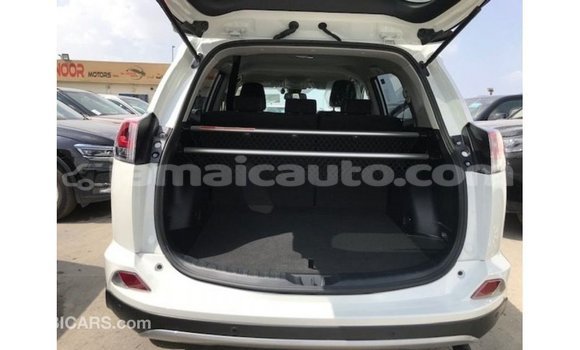 Buy Import Toyota 4Runner White Car in Import - Dubai in Clarendon Buy Import Toyota 4Runner White Car in Import - Dubai in Clarendon