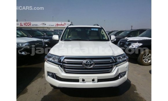 Buy Import Toyota Land Cruiser White Car in Import - Dubai in Clarendon Buy Import Toyota Land Cruiser White Car in Import - Dubai in Clarendon