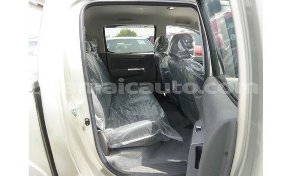 Buy Import Toyota Hilux Other Car in Import - Dubai in Clarendon Buy Import Toyota Hilux Other Car in Import - Dubai in Clarendon