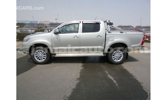 Buy Import Toyota Hilux Other Car in Import - Dubai in Clarendon Buy Import Toyota Hilux Other Car in Import - Dubai in Clarendon