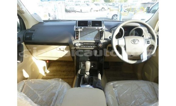 Buy Import Toyota Prado White Car in Import - Dubai in Clarendon Buy Import Toyota Prado White Car in Import - Dubai in Clarendon