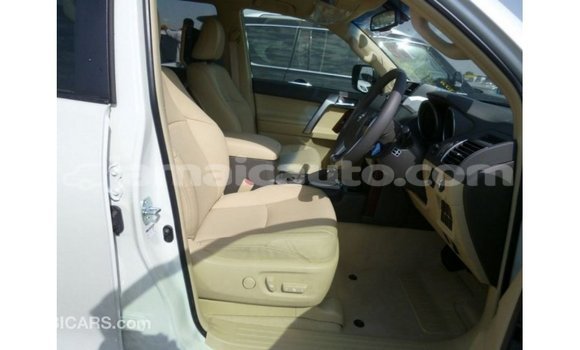 Buy Import Toyota Prado White Car in Import - Dubai in Clarendon Buy Import Toyota Prado White Car in Import - Dubai in Clarendon