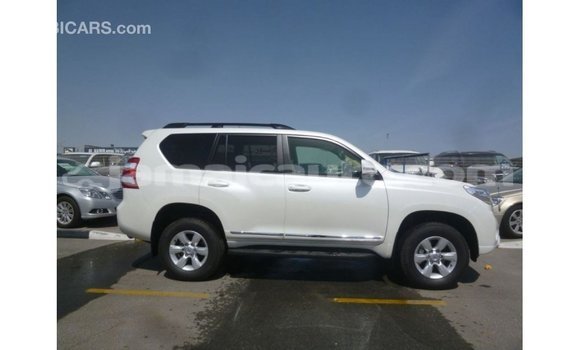 Buy Import Toyota Prado White Car in Import - Dubai in Clarendon Buy Import Toyota Prado White Car in Import - Dubai in Clarendon