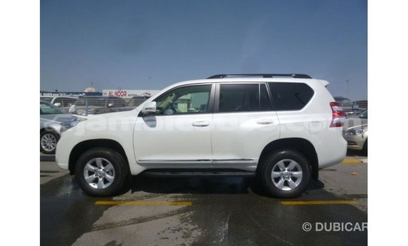 Buy Import Toyota Prado White Car in Import - Dubai in Clarendon Buy Import Toyota Prado White Car in Import - Dubai in Clarendon