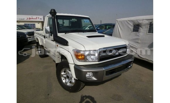 Buy Import Toyota Land Cruiser White Car in Import - Dubai in Clarendon Buy Import Toyota Land Cruiser White Car in Import - Dubai in Clarendon