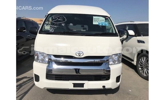 Buy Import Toyota Hiace White Car in Import - Dubai in Clarendon Buy Import Toyota Hiace White Car in Import - Dubai in Clarendon