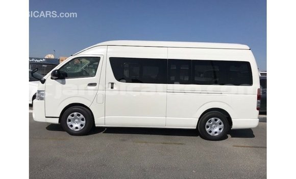 Buy Import Toyota Hiace White Car in Import - Dubai in Clarendon Buy Import Toyota Hiace White Car in Import - Dubai in Clarendon