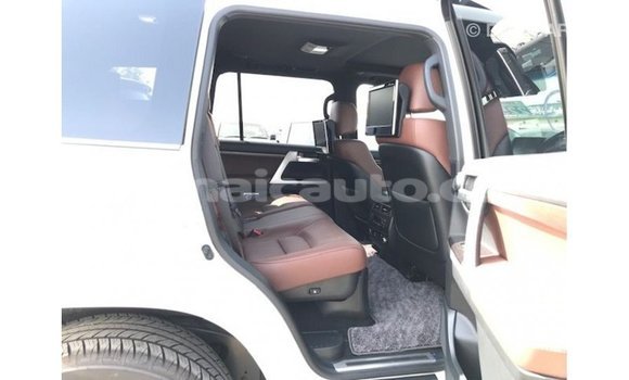 Buy Import Toyota Land Cruiser White Car in Import - Dubai in Clarendon Buy Import Toyota Land Cruiser White Car in Import - Dubai in Clarendon