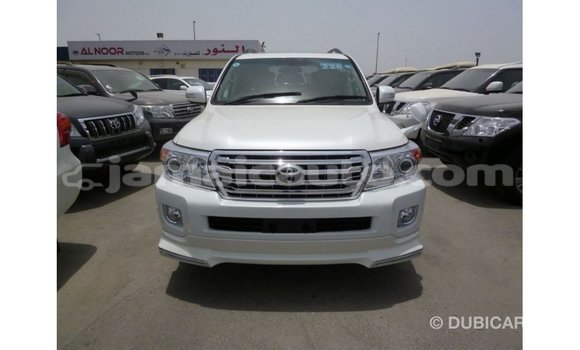 Buy Import Toyota Land Cruiser White Car in Import - Dubai in Clarendon Buy Import Toyota Land Cruiser White Car in Import - Dubai in Clarendon