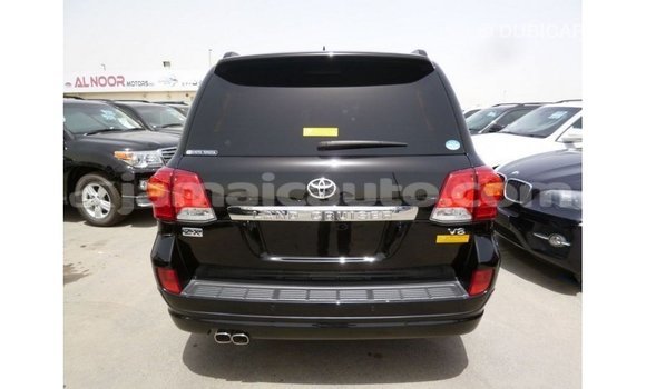 Acheter Import Voiture Toyota Land Cruiser Noir à Import - Dubai, Clarendon Acheter Import Voiture Toyota Land Cruiser Noir à Import - Dubai, Clarendon