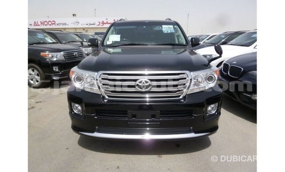 Acheter Import Voiture Toyota Land Cruiser Noir à Import - Dubai, Clarendon Acheter Import Voiture Toyota Land Cruiser Noir à Import - Dubai, Clarendon