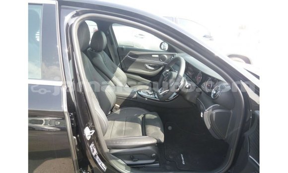 Buy Import Mercedes-Benz 190 (W201) Black Car in Import - Dubai in Clarendon Buy Import Mercedes-Benz 190 (W201) Black Car in Import - Dubai in Clarendon