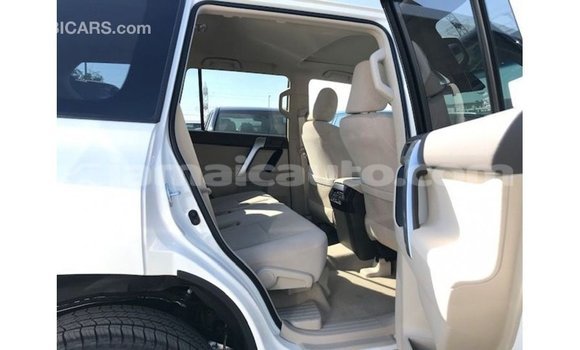 Buy Import Toyota Prado White Car in Import - Dubai in Clarendon Buy Import Toyota Prado White Car in Import - Dubai in Clarendon