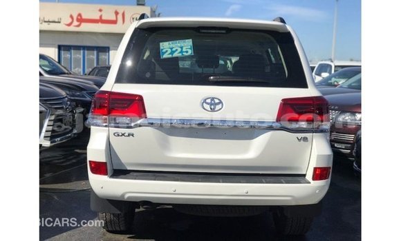 Buy Import Toyota Land Cruiser White Car in Import - Dubai in Clarendon Buy Import Toyota Land Cruiser White Car in Import - Dubai in Clarendon