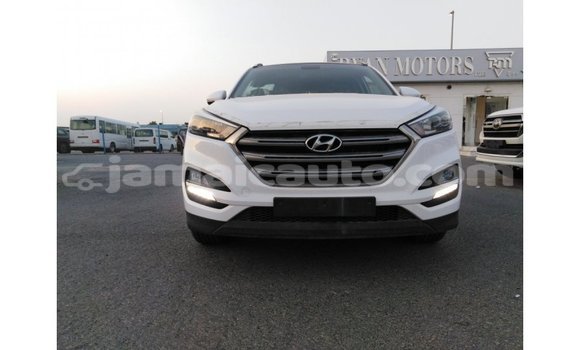 Buy Import Hyundai Tucson White Car in Import - Dubai in Clarendon Buy Import Hyundai Tucson White Car in Import - Dubai in Clarendon