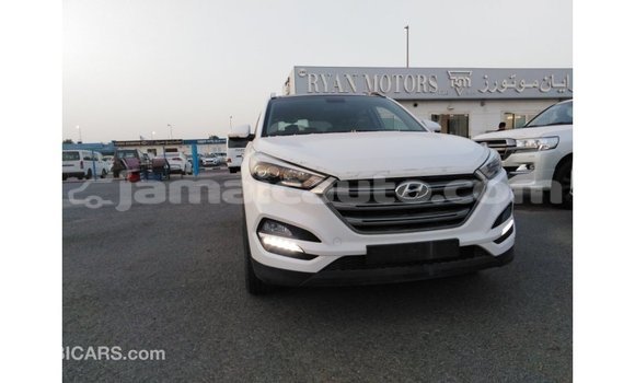 Buy Import Hyundai Tucson White Car in Import - Dubai in Clarendon Buy Import Hyundai Tucson White Car in Import - Dubai in Clarendon