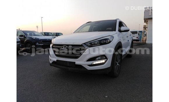 Buy Import Hyundai Tucson White Car in Import - Dubai in Clarendon Buy Import Hyundai Tucson White Car in Import - Dubai in Clarendon