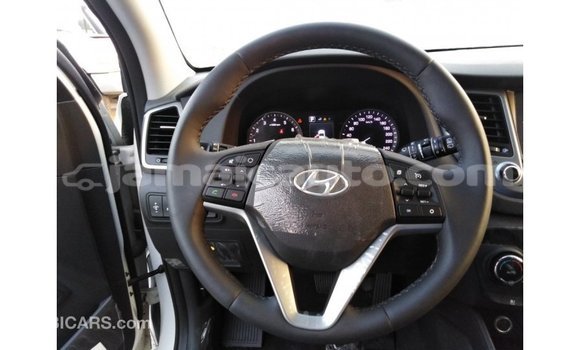 Buy Import Hyundai Tucson White Car in Import - Dubai in Clarendon Buy Import Hyundai Tucson White Car in Import - Dubai in Clarendon