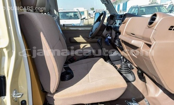 Buy Import Toyota Land Cruiser Beige Car in Import - Dubai in Clarendon Buy Import Toyota Land Cruiser Beige Car in Import - Dubai in Clarendon