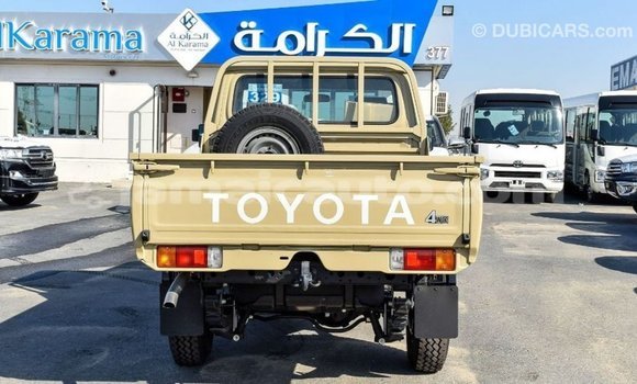 Buy Import Toyota Land Cruiser Beige Car in Import - Dubai in Clarendon Buy Import Toyota Land Cruiser Beige Car in Import - Dubai in Clarendon