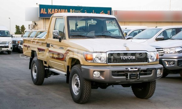 Buy Import Toyota Land Cruiser Beige Car in Import - Dubai in Clarendon Buy Import Toyota Land Cruiser Beige Car in Import - Dubai in Clarendon