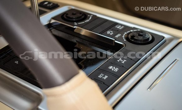 Acheter Import Voiture Toyota Land Cruiser Blanc à Import - Dubai, Clarendon Acheter Import Voiture Toyota Land Cruiser Blanc à Import - Dubai, Clarendon