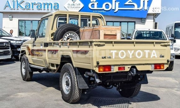 Buy Import Toyota Land Cruiser Beige Car in Import - Dubai in Clarendon Buy Import Toyota Land Cruiser Beige Car in Import - Dubai in Clarendon