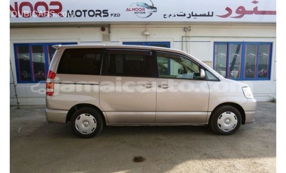 Buy Import Toyota Voxy Other Car in Import - Dubai in Clarendon Buy Import Toyota Voxy Other Car in Import - Dubai in Clarendon