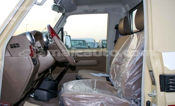 Buy Import Toyota Land Cruiser Beige Car in Import - Dubai in Clarendon Buy Import Toyota Land Cruiser Beige Car in Import - Dubai in Clarendon