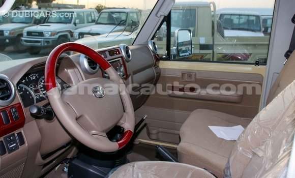 Buy Import Toyota Land Cruiser Beige Car in Import - Dubai in Clarendon Buy Import Toyota Land Cruiser Beige Car in Import - Dubai in Clarendon