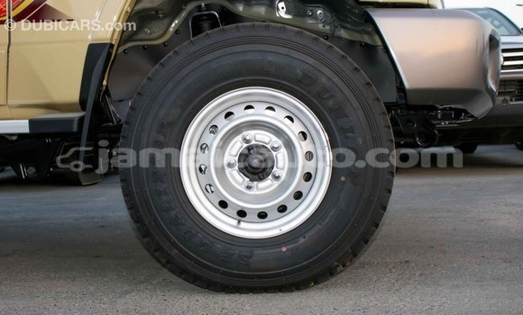 Buy Import Toyota Land Cruiser Beige Car in Import - Dubai in Clarendon Buy Import Toyota Land Cruiser Beige Car in Import - Dubai in Clarendon