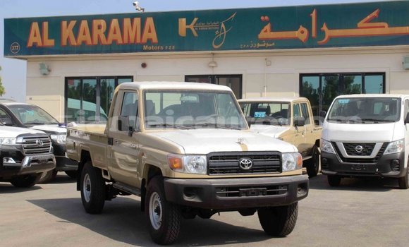 Buy Import Toyota Land Cruiser Beige Car in Import - Dubai in Clarendon Buy Import Toyota Land Cruiser Beige Car in Import - Dubai in Clarendon