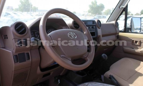 Buy Import Toyota Land Cruiser Beige Car in Import - Dubai in Clarendon Buy Import Toyota Land Cruiser Beige Car in Import - Dubai in Clarendon