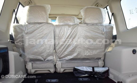 Acheter Import Voiture Mitsubishi Pajero Blanc à Import - Dubai, Clarendon Acheter Import Voiture Mitsubishi Pajero Blanc à Import - Dubai, Clarendon