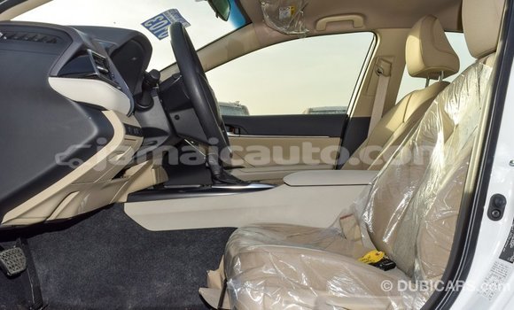 Buy Import Toyota Camry White Car in Import - Dubai in Clarendon Buy Import Toyota Camry White Car in Import - Dubai in Clarendon