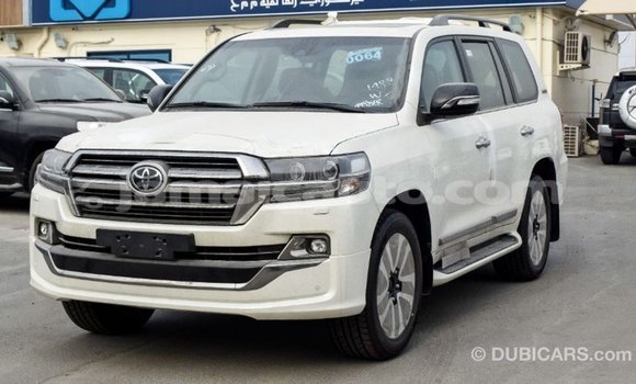 Buy Import Toyota Land Cruiser White Car in Import - Dubai in Clarendon Buy Import Toyota Land Cruiser White Car in Import - Dubai in Clarendon