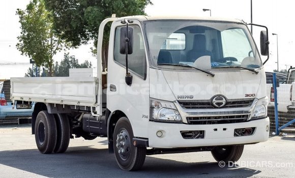 Acheter Import Utilitaire Hino 300 Series Blanc à Import - Dubai, Clarendon Acheter Import Utilitaire Hino 300 Series Blanc à Import - Dubai, Clarendon