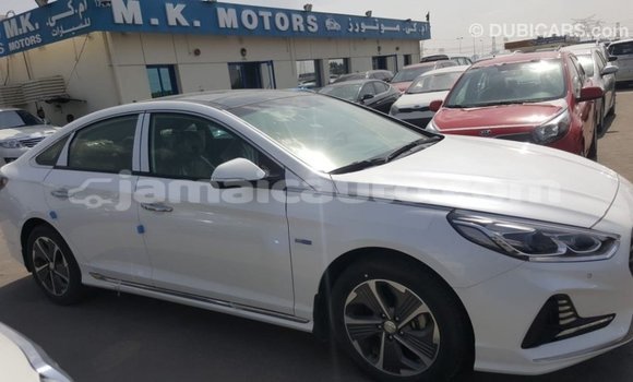 Buy Import Hyundai Sonata White Car in Import - Dubai in Clarendon Buy Import Hyundai Sonata White Car in Import - Dubai in Clarendon