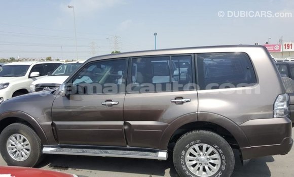 Acheter Import Voiture Mitsubishi Pajero Marron à Import - Dubai, Clarendon Acheter Import Voiture Mitsubishi Pajero Marron à Import - Dubai, Clarendon