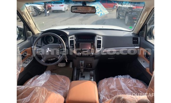 Buy Import Mitsubishi Pajero White Car in Import - Dubai in Clarendon Buy Import Mitsubishi Pajero White Car in Import - Dubai in Clarendon