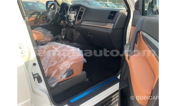 Buy Import Mitsubishi Pajero White Car in Import - Dubai in Clarendon Buy Import Mitsubishi Pajero White Car in Import - Dubai in Clarendon