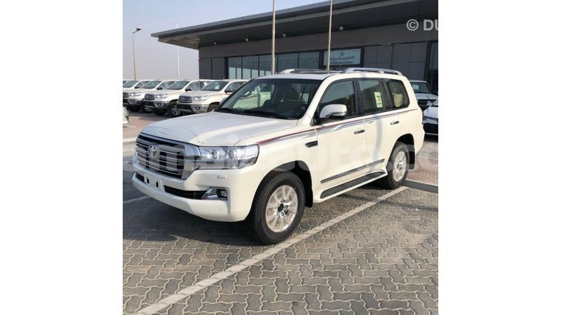 Big with watermark toyota land cruiser clarendon import dubai 2603